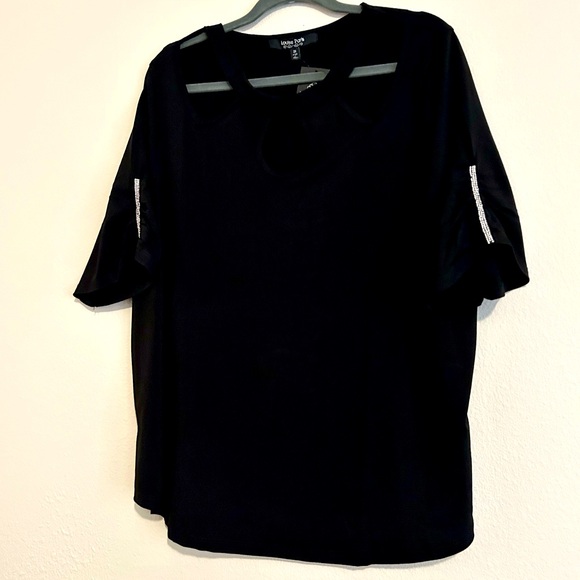 NWT -Louise Pairs Color Black- Blouse - Size 2X - Picture 1 of 4